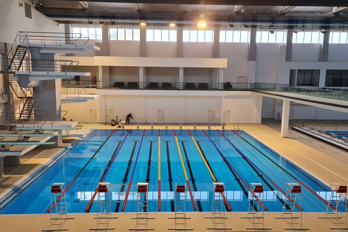 Robert Andrei Badea, 15 ani, face record național la 200 metri mixt